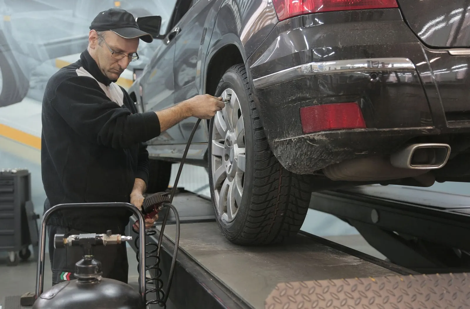 Why Does My Car Shake at Highway Speed? Common Causes and Fixes